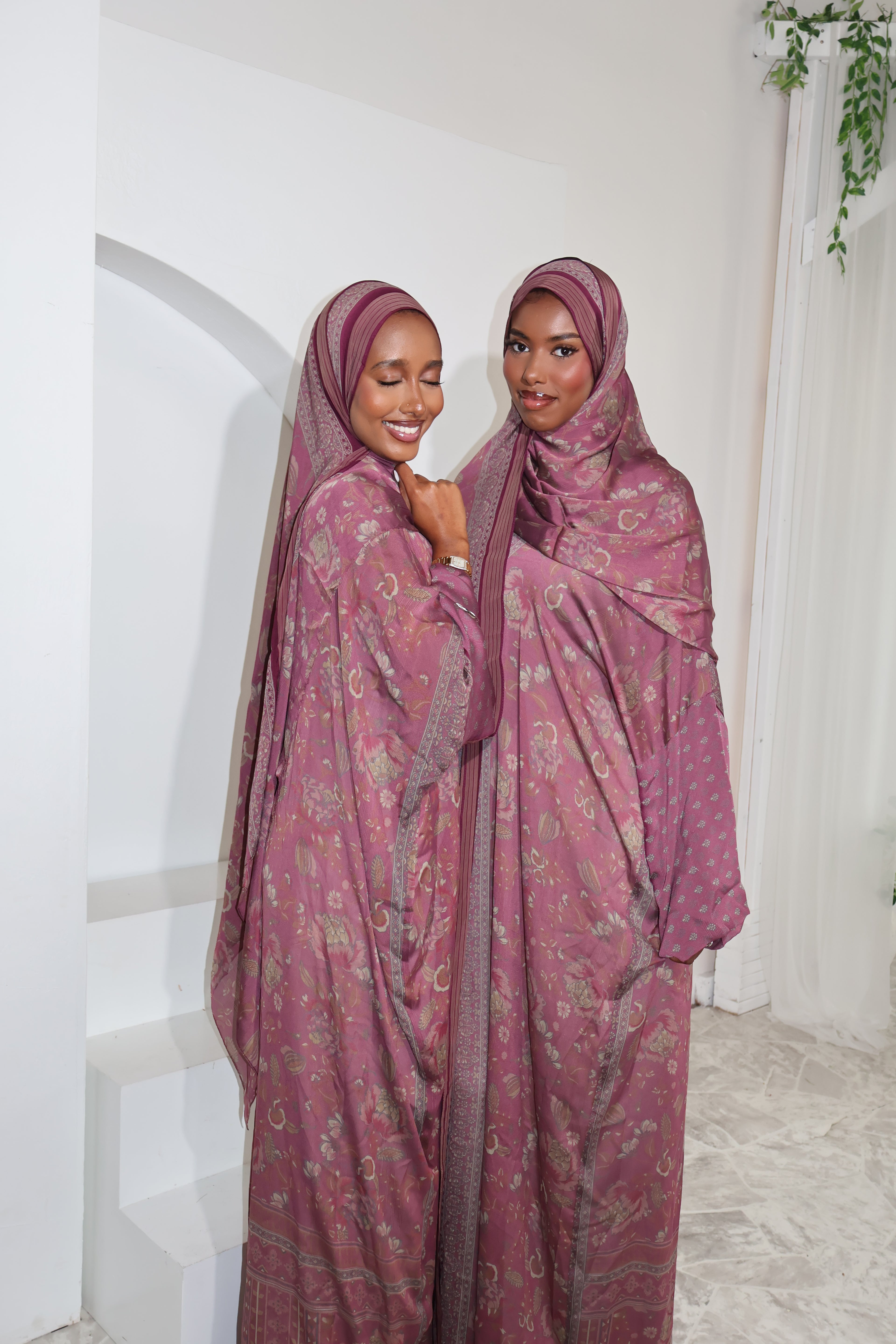 Floral Abaya - Pink